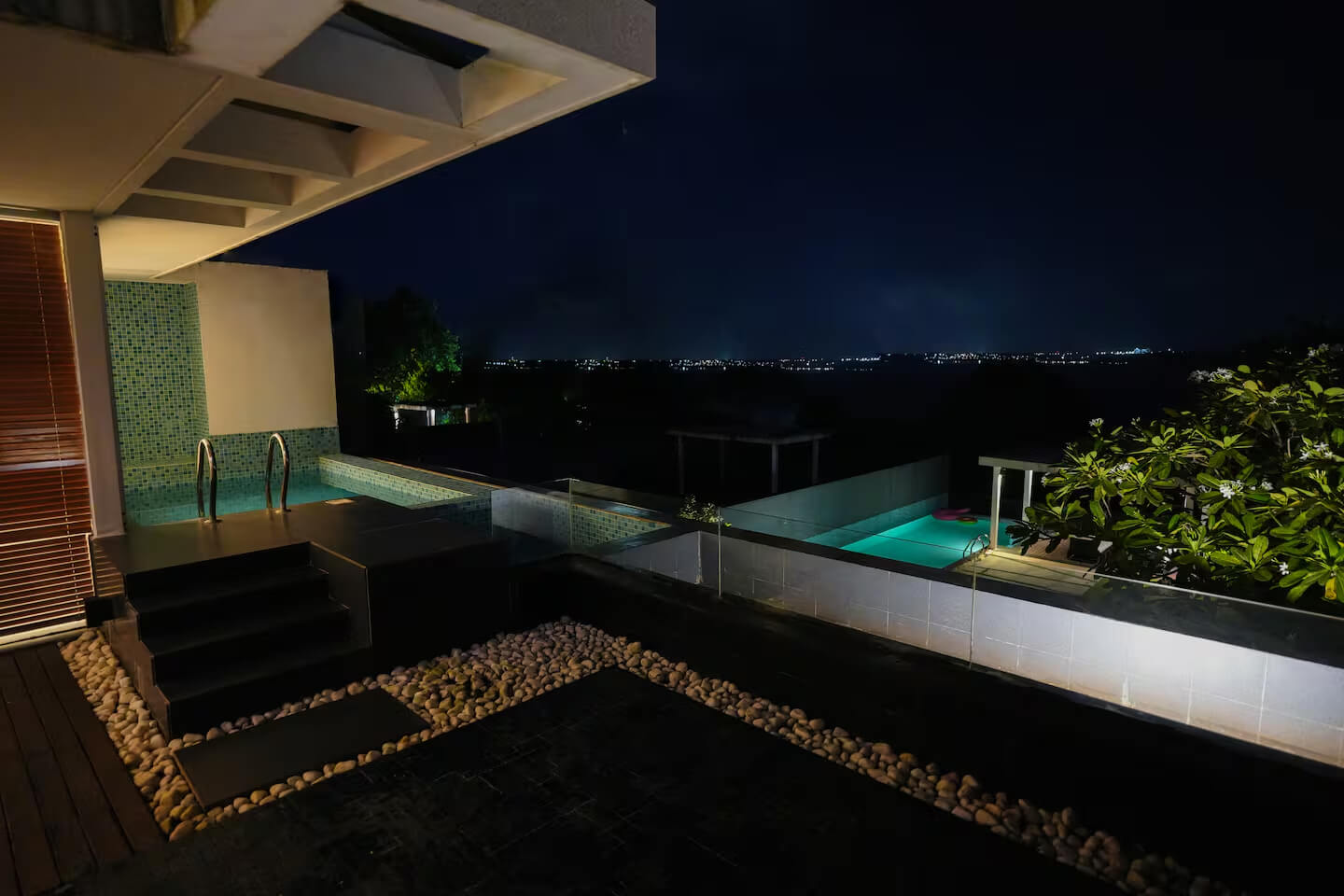 Swimming Pools 2